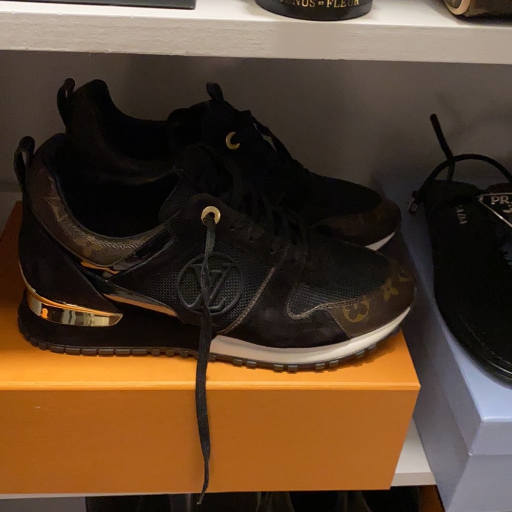 Louis Vuitton Sneakers